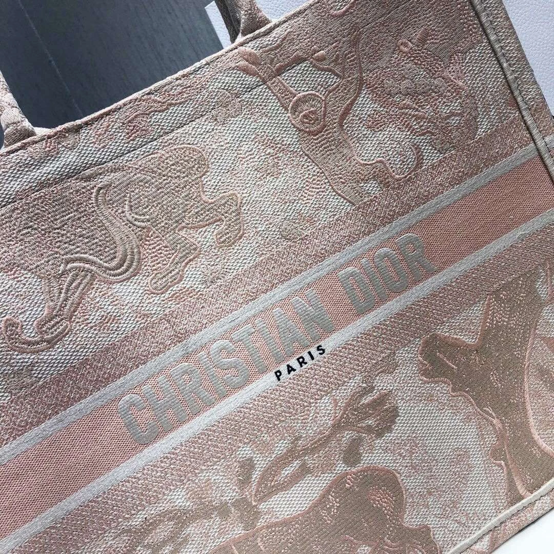 MOMO--- Book Tote 41.5*32cm  36.5*28cm item :063B00E1950